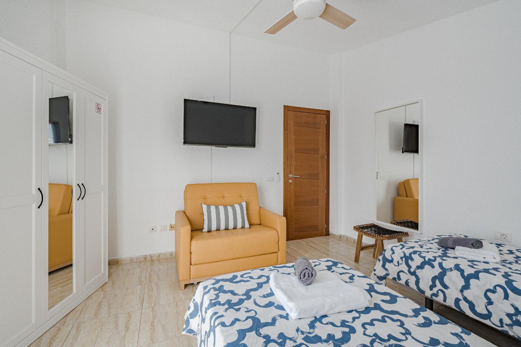 Tulum Airostel Hotel Сан Исидро Екстериор снимка